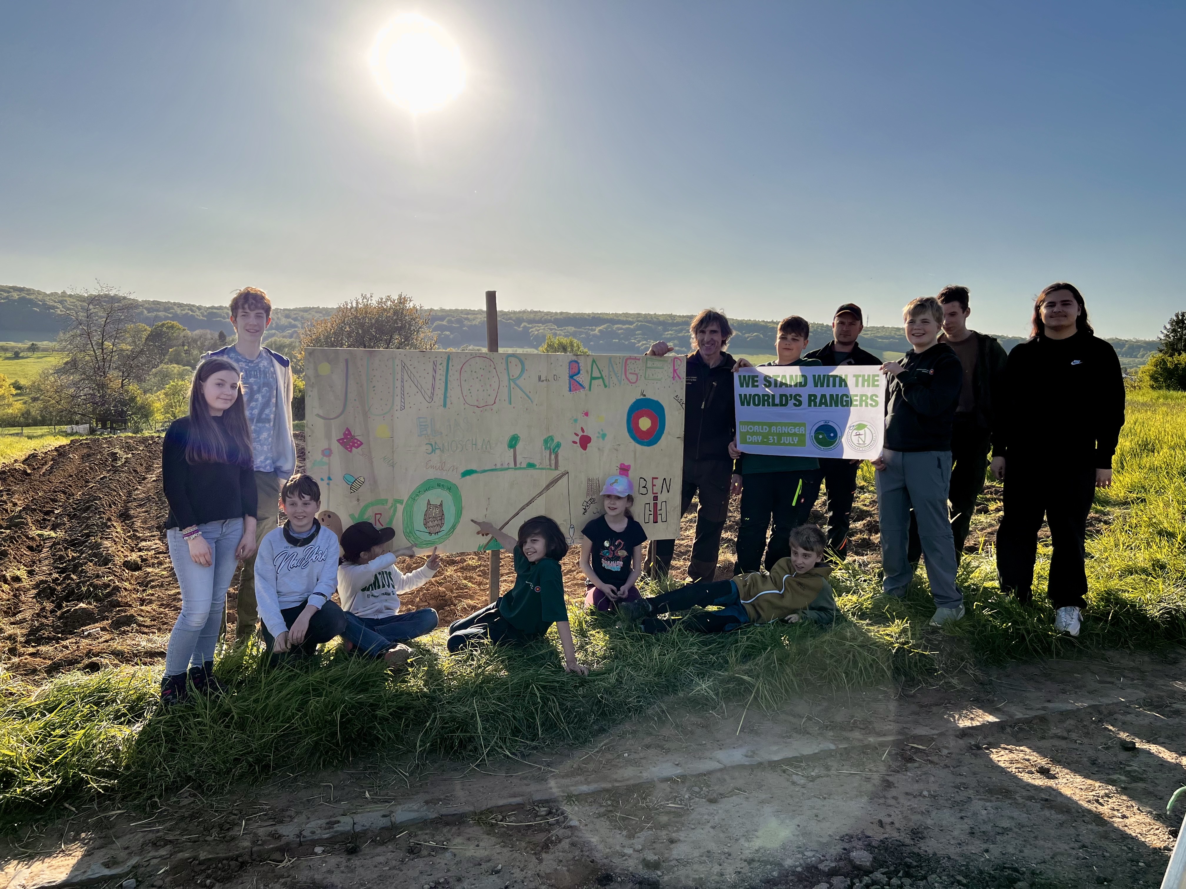 Junior Ranger legen Kartoffelacker an